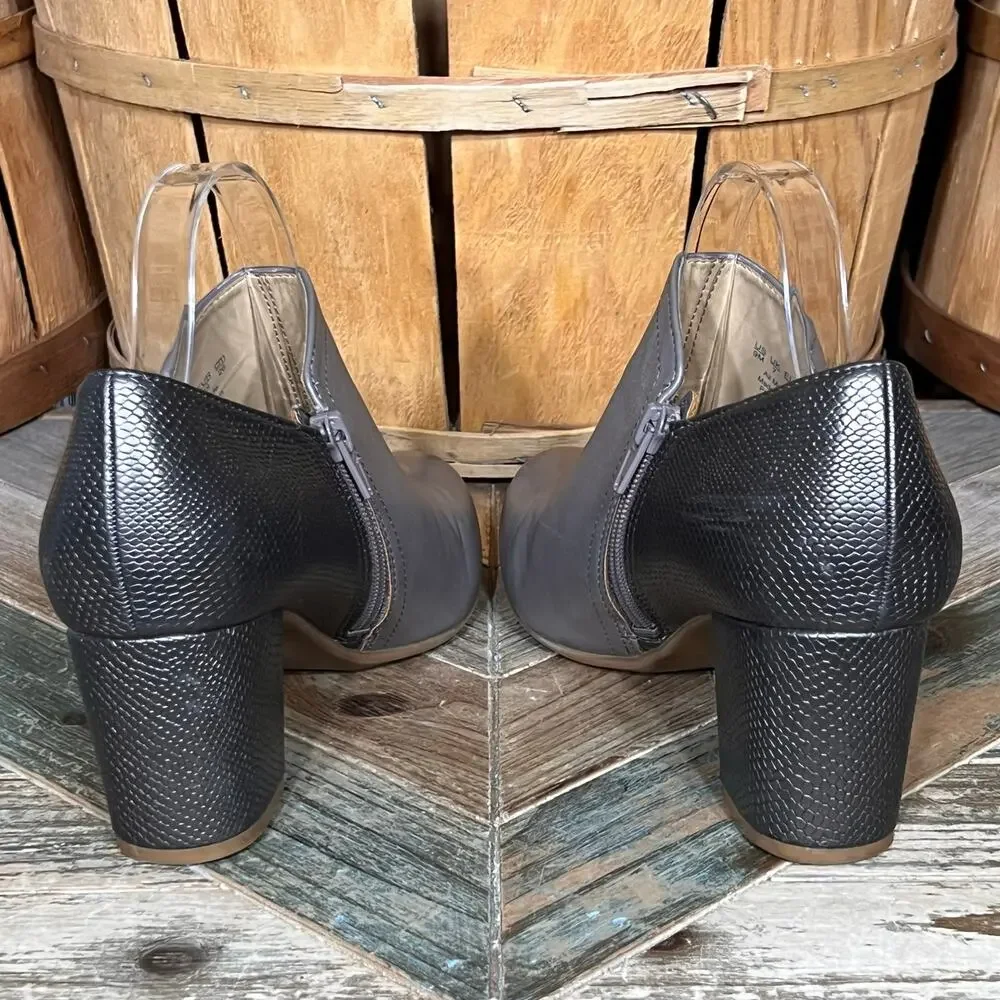 Naturalizer Misha Gray Metallic Snakeskin Faux Leather Block Heel Bootie Women 9